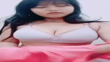Amatir Viral ABG Imut Colmek Basah Di Kasur poster