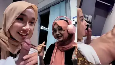 Baby Putie Jilbab Sepongan Viral Tiktokers Cantik poster