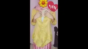 Bokep Hijab Live Ukhti Kebaya Pink Berani Viral 2026 poster